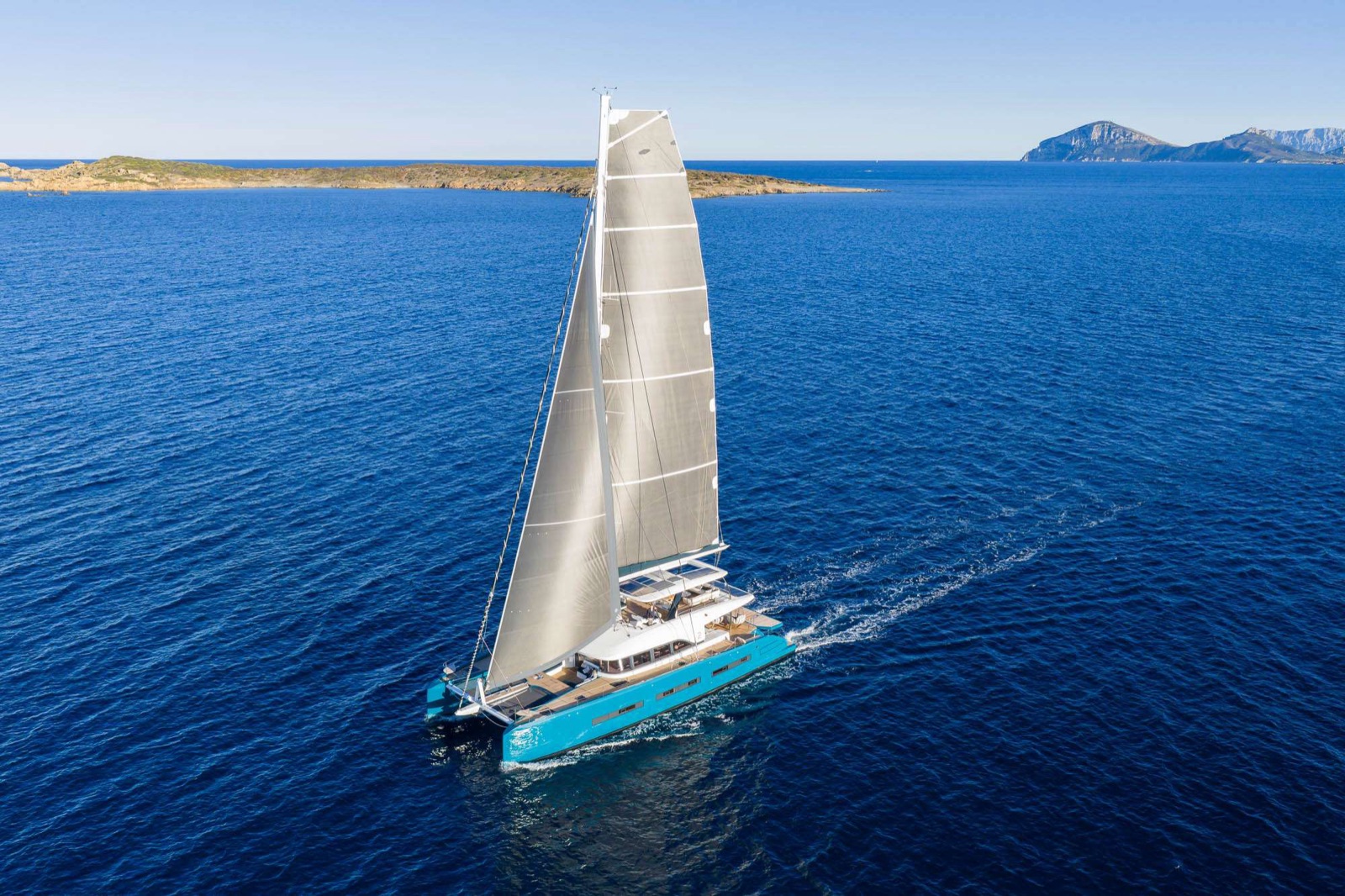 IMLADRIS, power catamaran, cruising at sea