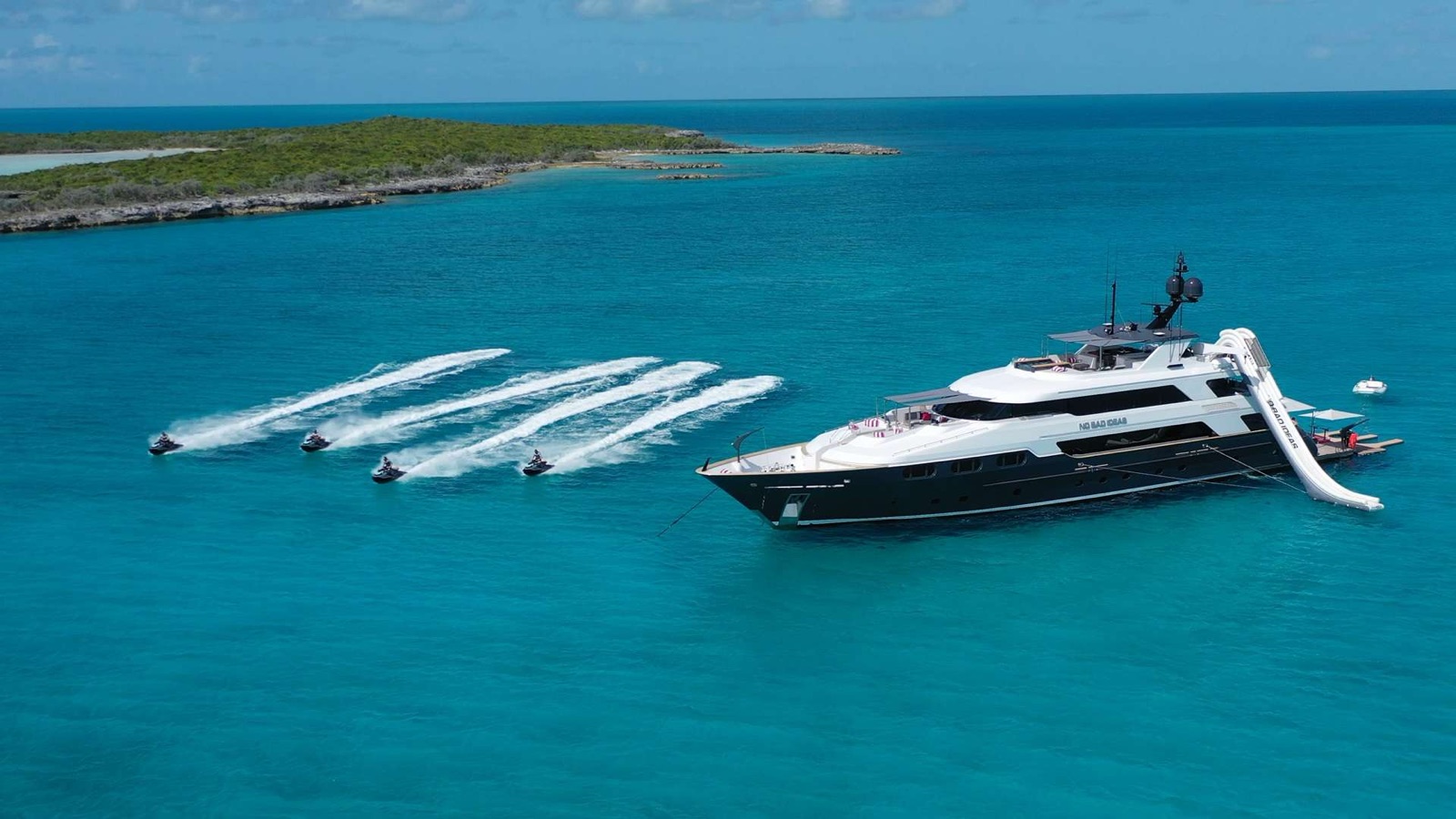 NO BAD IDEAS, motor yacht, cruising at sea